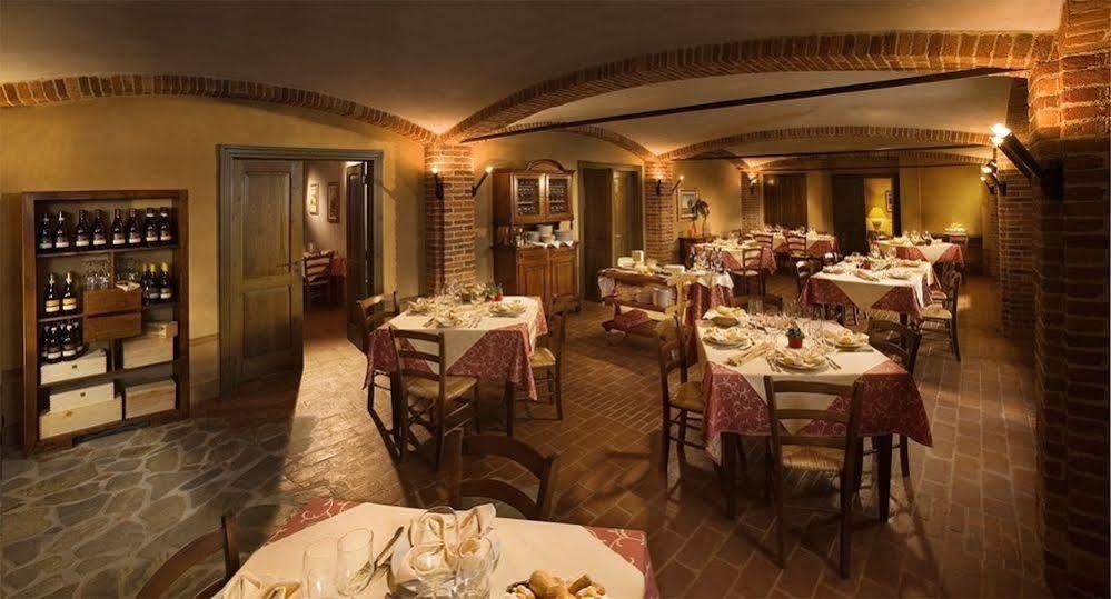 Maison d'hôtes Cascina Baràc à Alba  Extérieur photo